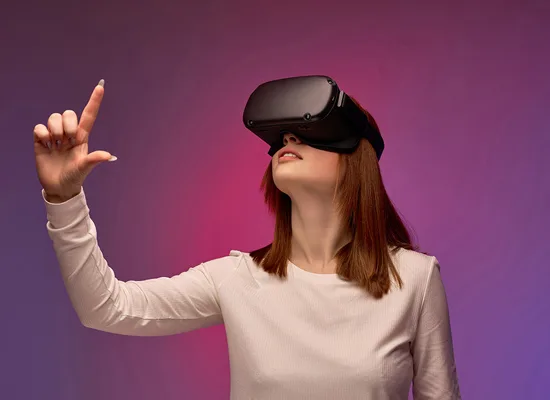 Immersive Learning Experiences for Transforming Risk Assessment