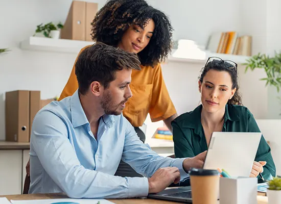 shot-business-people-working-laptop-talking